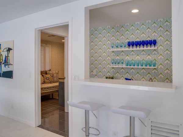 Palm Springs Home 990875