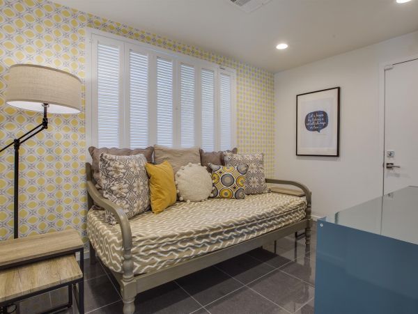 Palm Springs Home 990875
