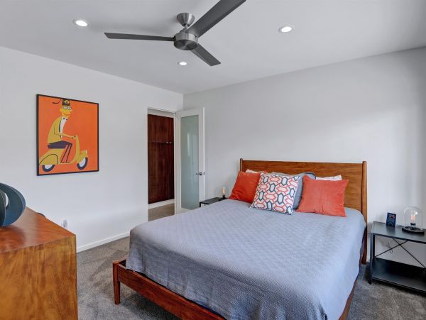 Palm Springs Home 990876