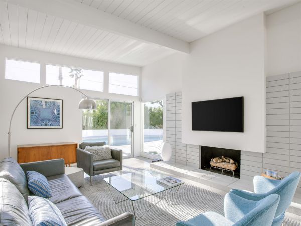 Palm Springs Home 990877