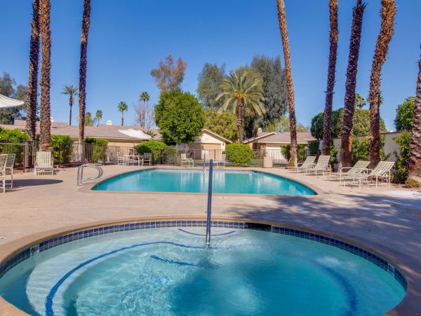Palm Springs Home 990878