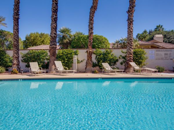 Palm Springs Home 990878
