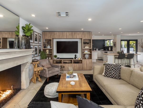 Palm Springs Home 990879