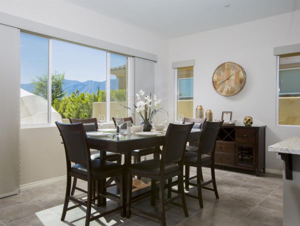 Palm Springs Home 990880