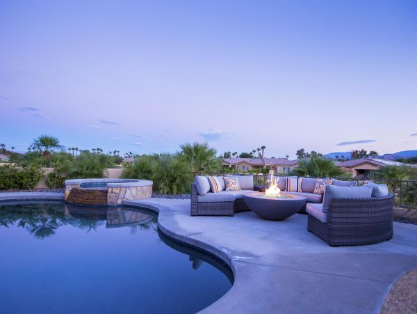 Palm Springs Home 990880