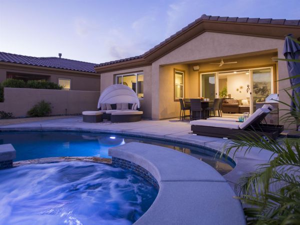 Palm Springs Home 990880