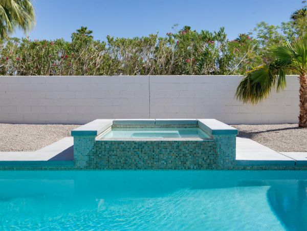 Palm Springs Home 990881