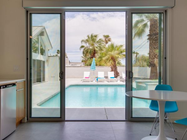 Palm Springs Home 990881