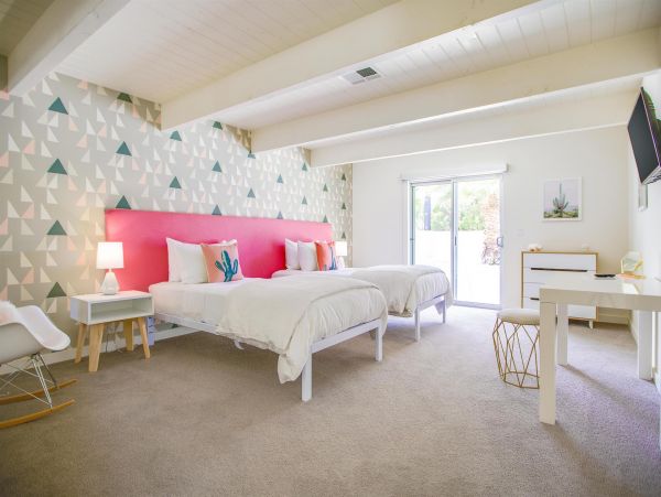 Palm Springs Home 990881
