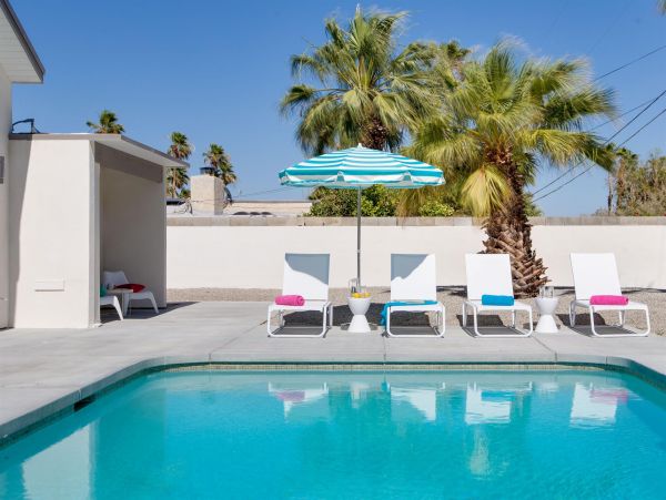 Palm Springs Home 990881