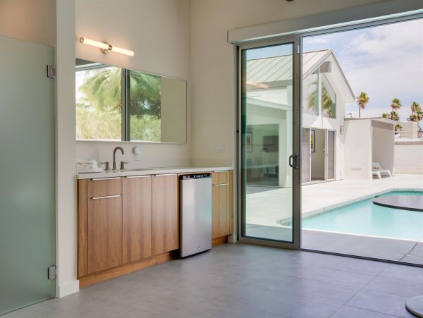 Palm Springs Home 990881