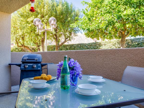 Palm Springs Home 990882