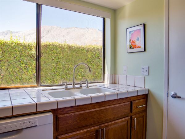 Palm Springs Home 990882