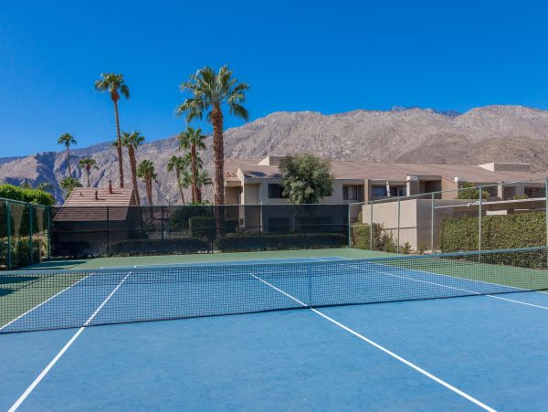 Palm Springs Home 990883