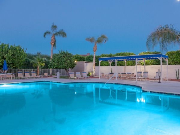 Palm Springs Home 990883