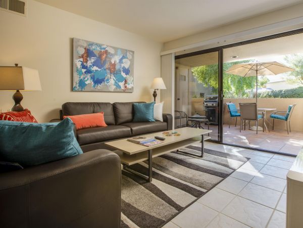 Palm Springs Home 990883