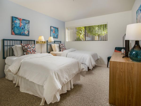 Palm Springs Home 990883