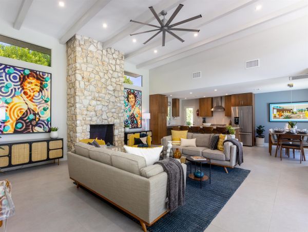 Palm Springs Home 990884