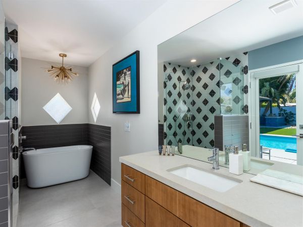 Palm Springs Home 990884