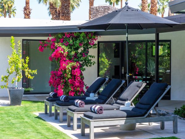 Palm Springs Home 990885