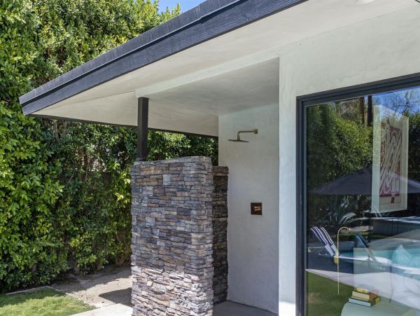 Palm Springs Home 990885