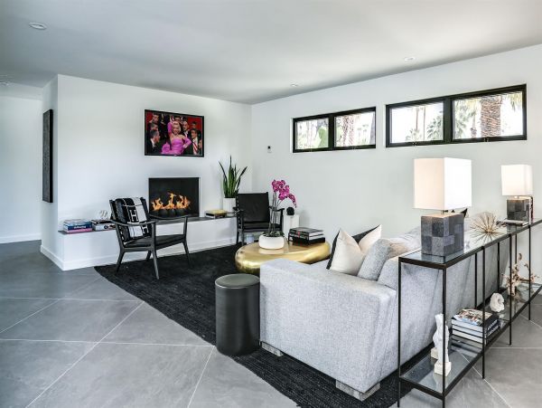 Palm Springs Home 990885