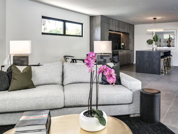 Palm Springs Home 990885