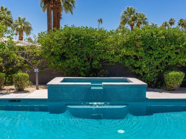 Palm Springs Home 990886