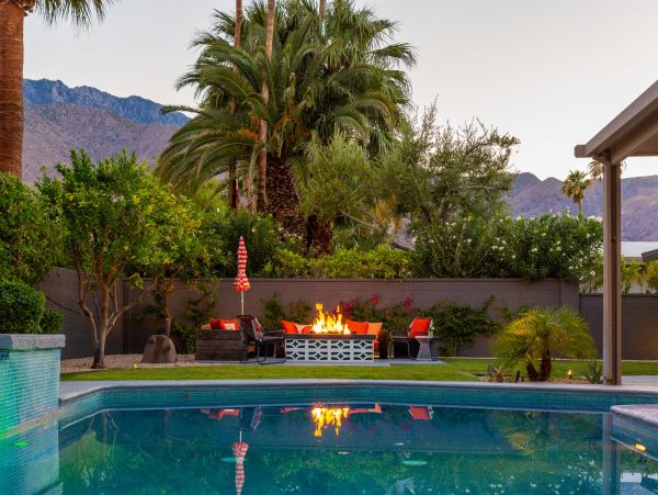 Palm Springs Home 990886