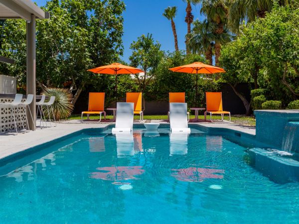 Palm Springs Home 990886