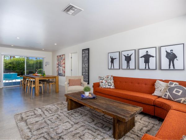 Palm Springs Home 990886