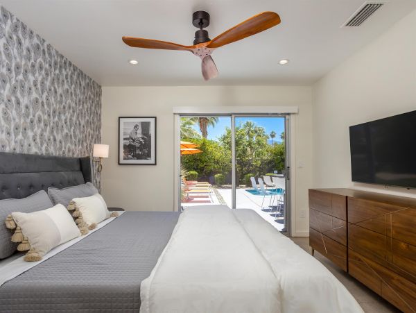 Palm Springs Home 990886