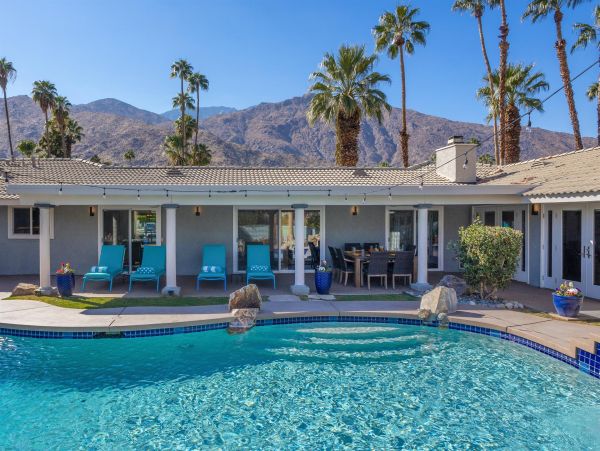 Palm Springs Home 990887