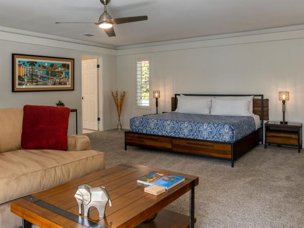 Palm Springs Home 990887