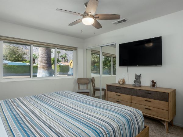 Palm Springs Home 990887