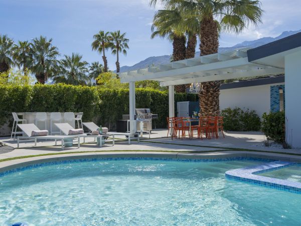 Palm Springs Home 990888