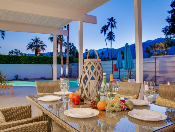 Palm Springs Home 990889