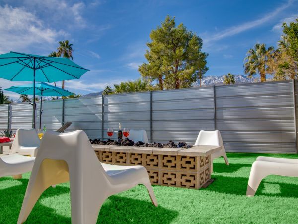 Palm Springs Home 990889