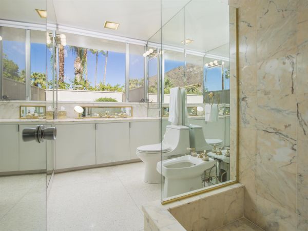 Palm Springs Home 990890