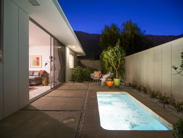Palm Springs Home 990890