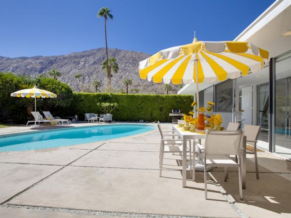 Palm Springs Home 990890