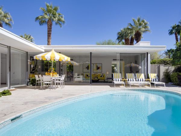 Palm Springs Home 990890