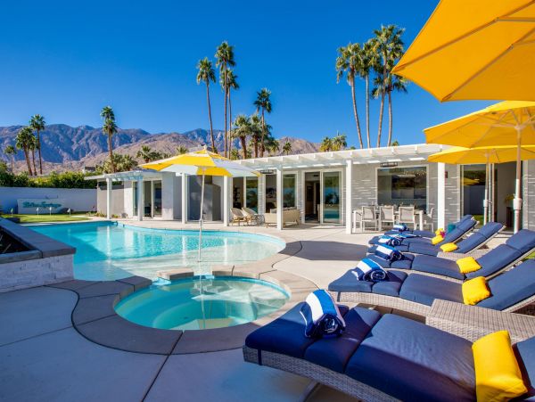 Palm Springs Home 990891