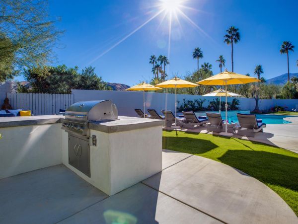 Palm Springs Home 990891