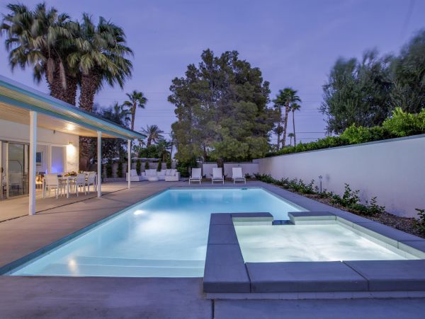 Palm Springs Home 990893