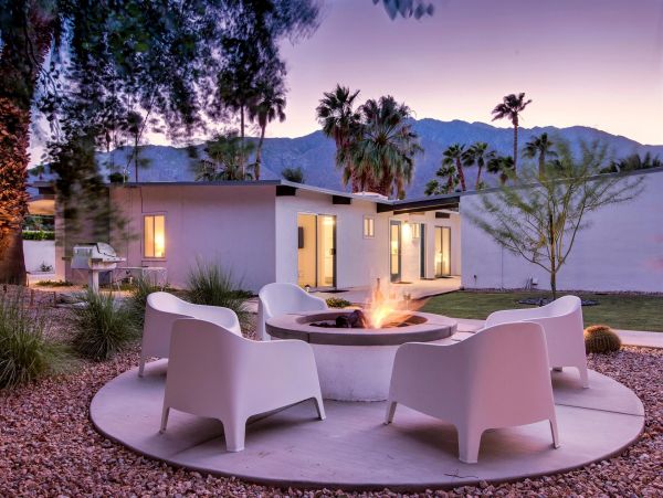 Palm Springs Home 990893