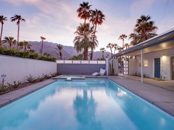 Palm Springs Home 990893