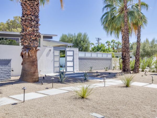 Palm Springs Home 990893
