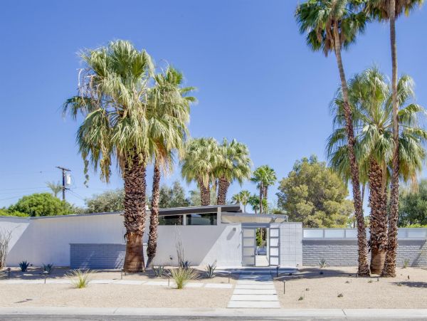 Palm Springs Home 990893