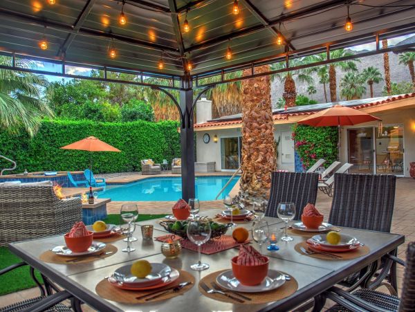 Palm Springs Home 990894